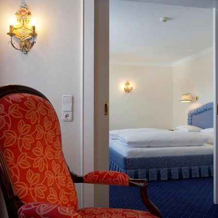 Hotel Hirlanda Zürs Buitenkant foto