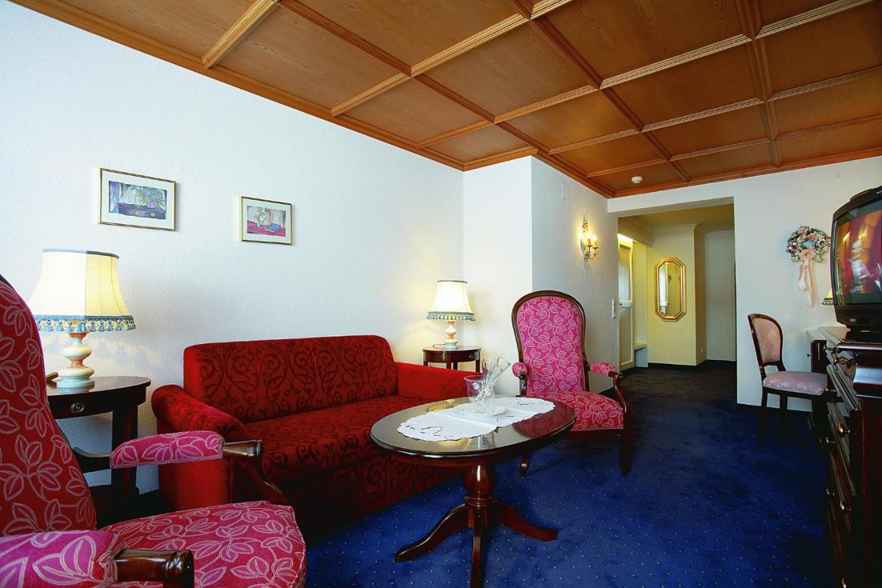 Hotel Hirlanda Zürs Kamer foto