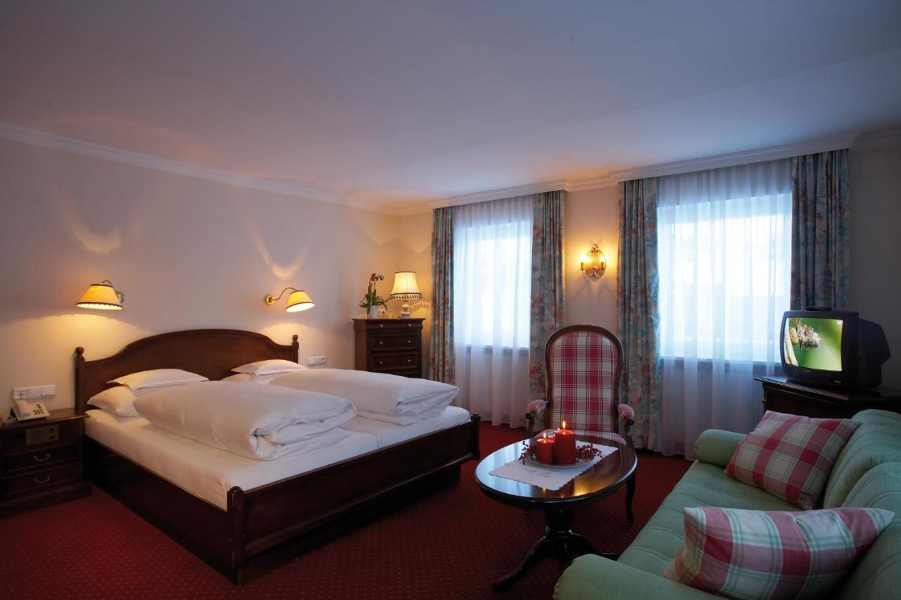 Hotel Hirlanda Zürs Kamer foto